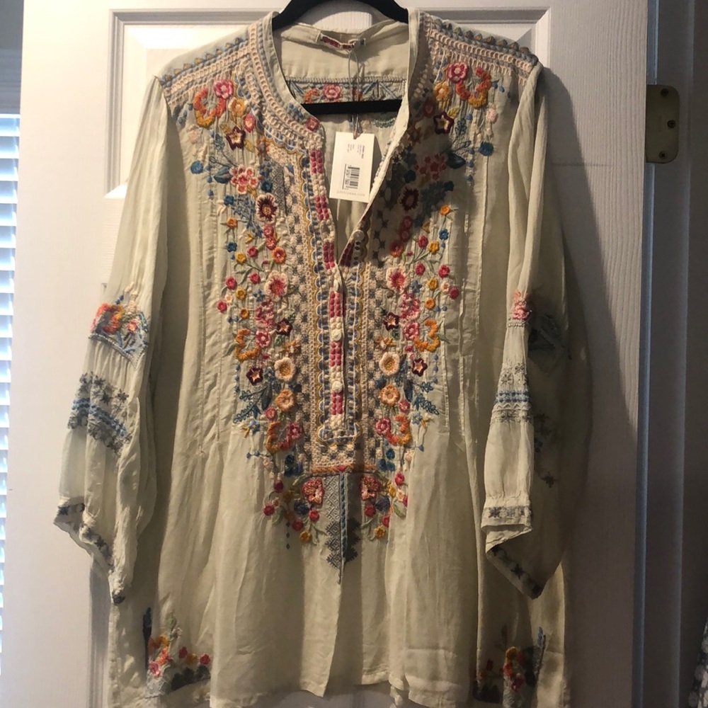 Tunic pristine condition never worn